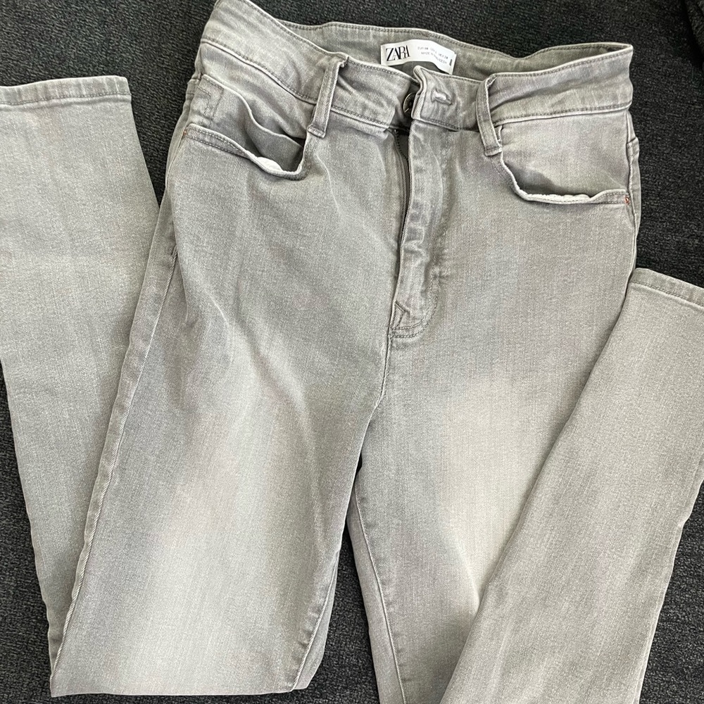 Zara Jeans